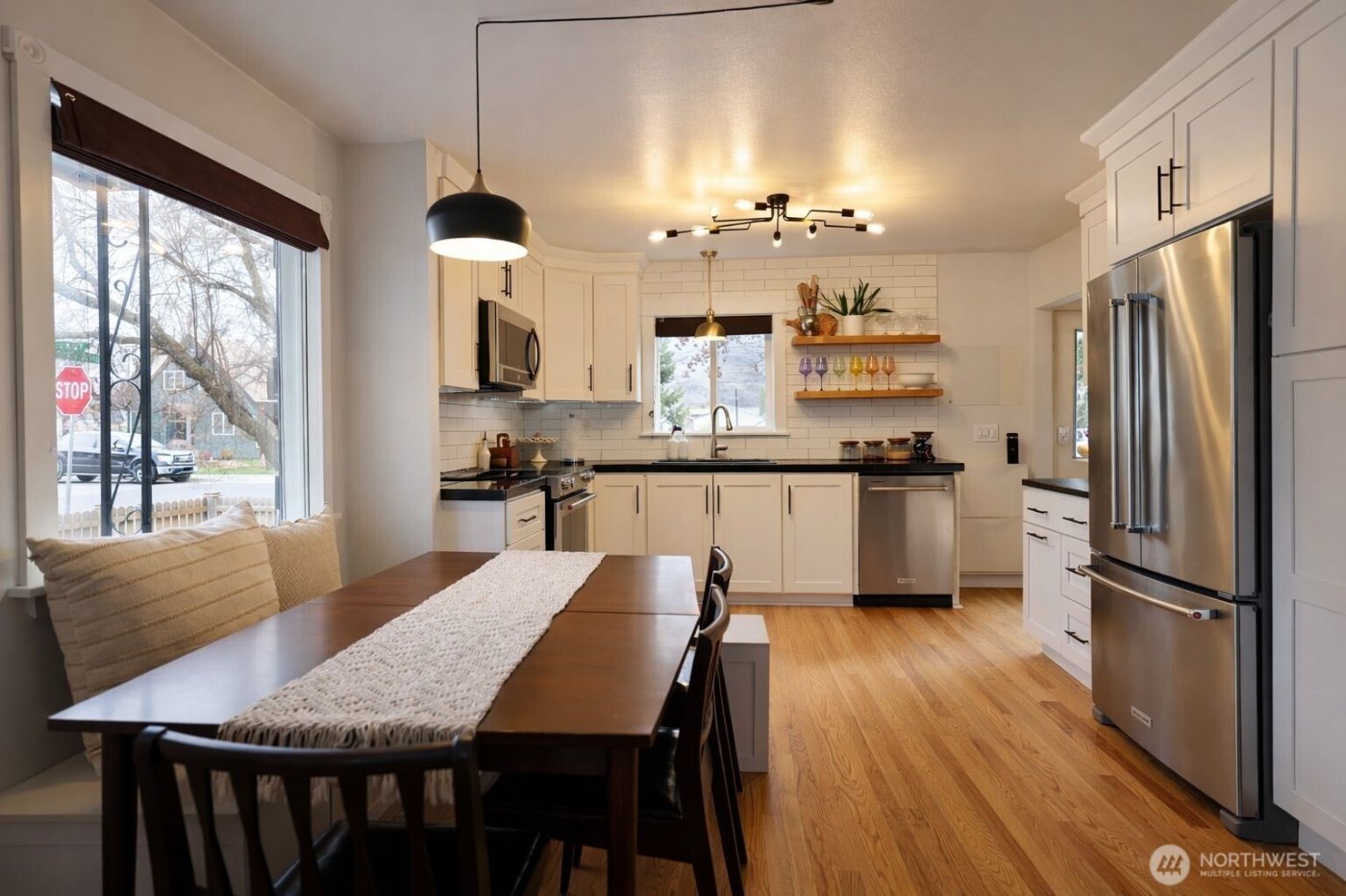 505 N Markeson Street , Chelan, WA 98816