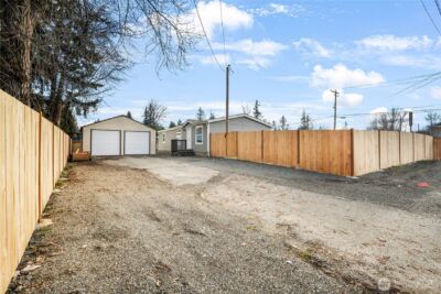 15919 81st Avenue E, Puyallup, WA 98375 - Photo 3