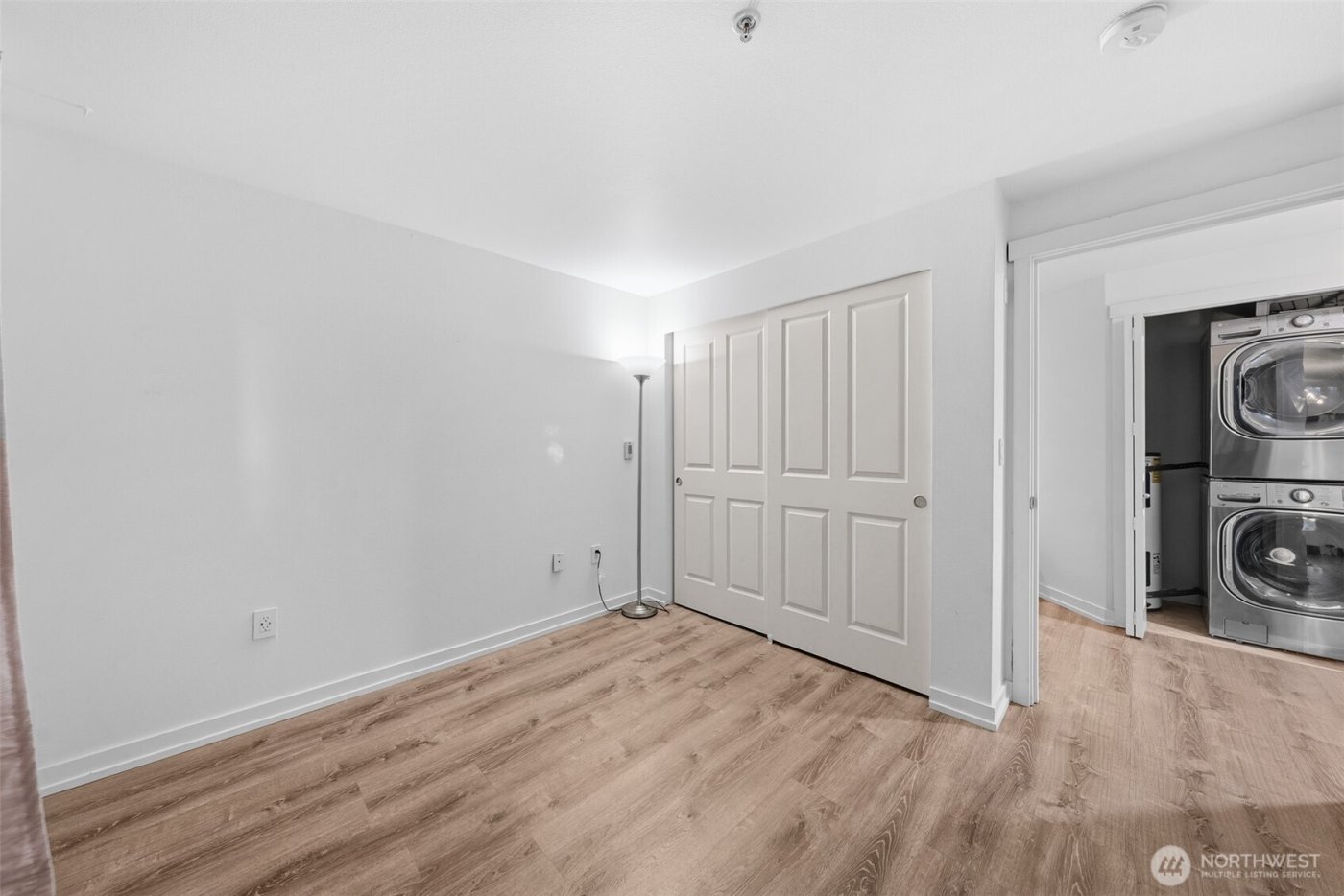 11920 98th Avenue NE #206, Kirkland, WA 98034