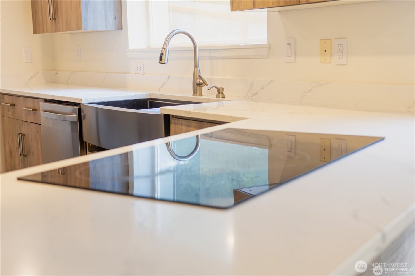 11920 98th Avenue NE #206, Kirkland, WA 98034