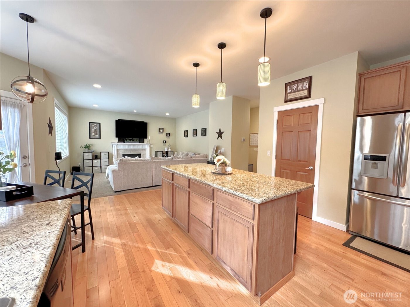 132 Park Avenue NW, Gig Harbor, WA 98335