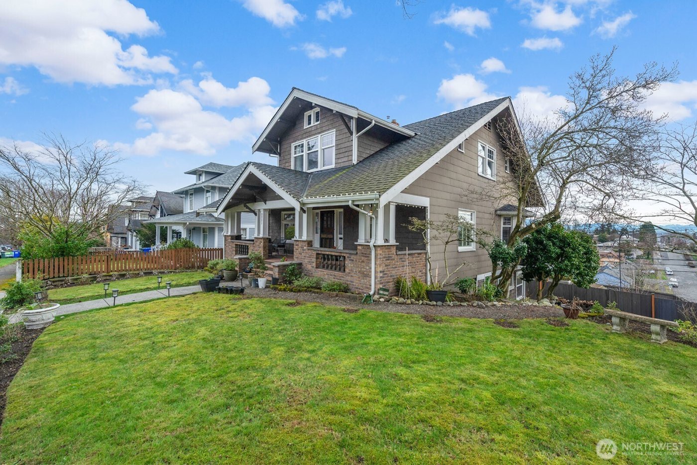 3231 Grand Avenue , Everett, WA 98201