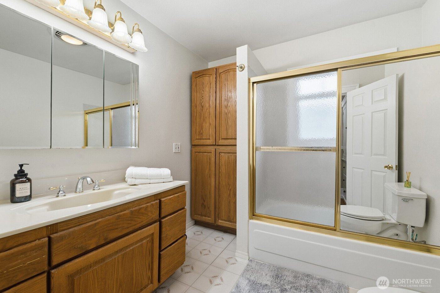 3231 Grand Avenue , Everett, WA 98201