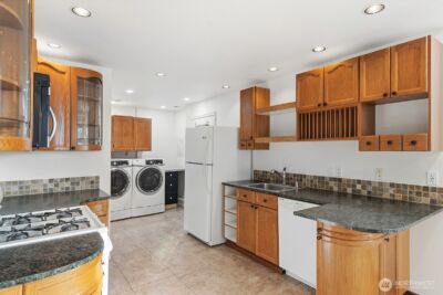 3231 Grand Avenue , Everett, WA 98201 - Photo 26