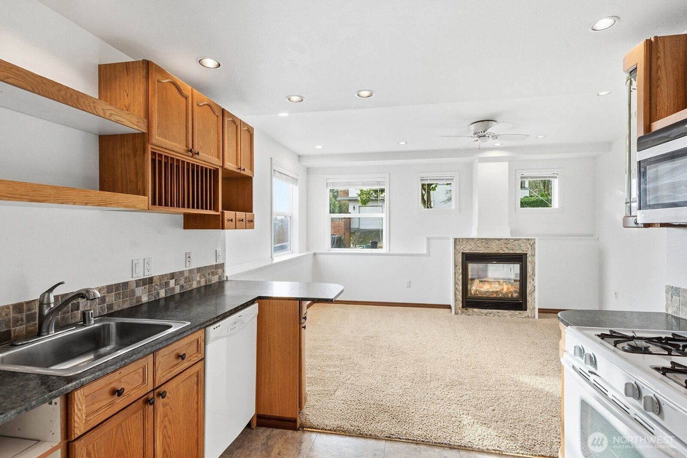 3231 Grand Avenue , Everett, WA 98201