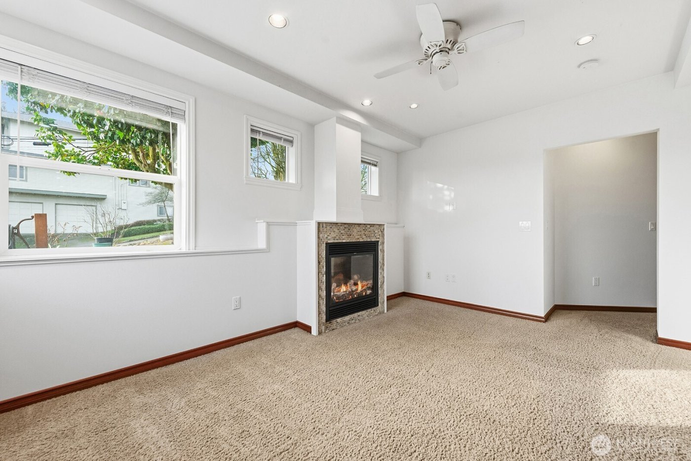 3231 Grand Avenue , Everett, WA 98201