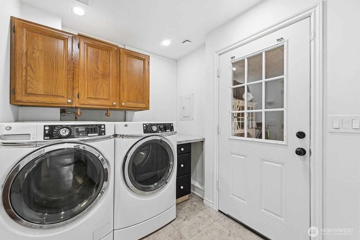 3231 Grand Avenue , Everett, WA 98201