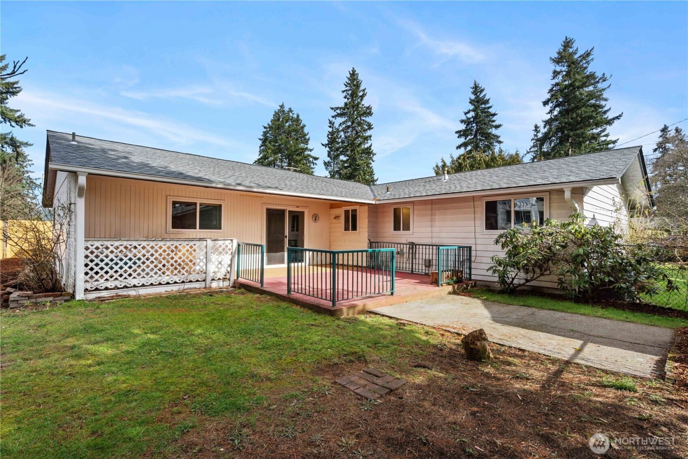 1935 Dogwood Dr. SE, Auburn, WA 98092