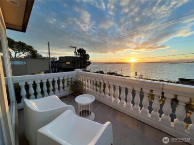 4030 Beach Drive SW, Seattle, WA 98116 - Photo 3