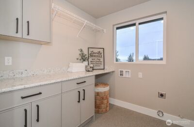 10202 44th Avenue SW, Seattle, WA 98146 - Photo 31