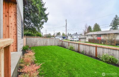 10202 44th Avenue SW, Seattle, WA 98146 - Photo 33