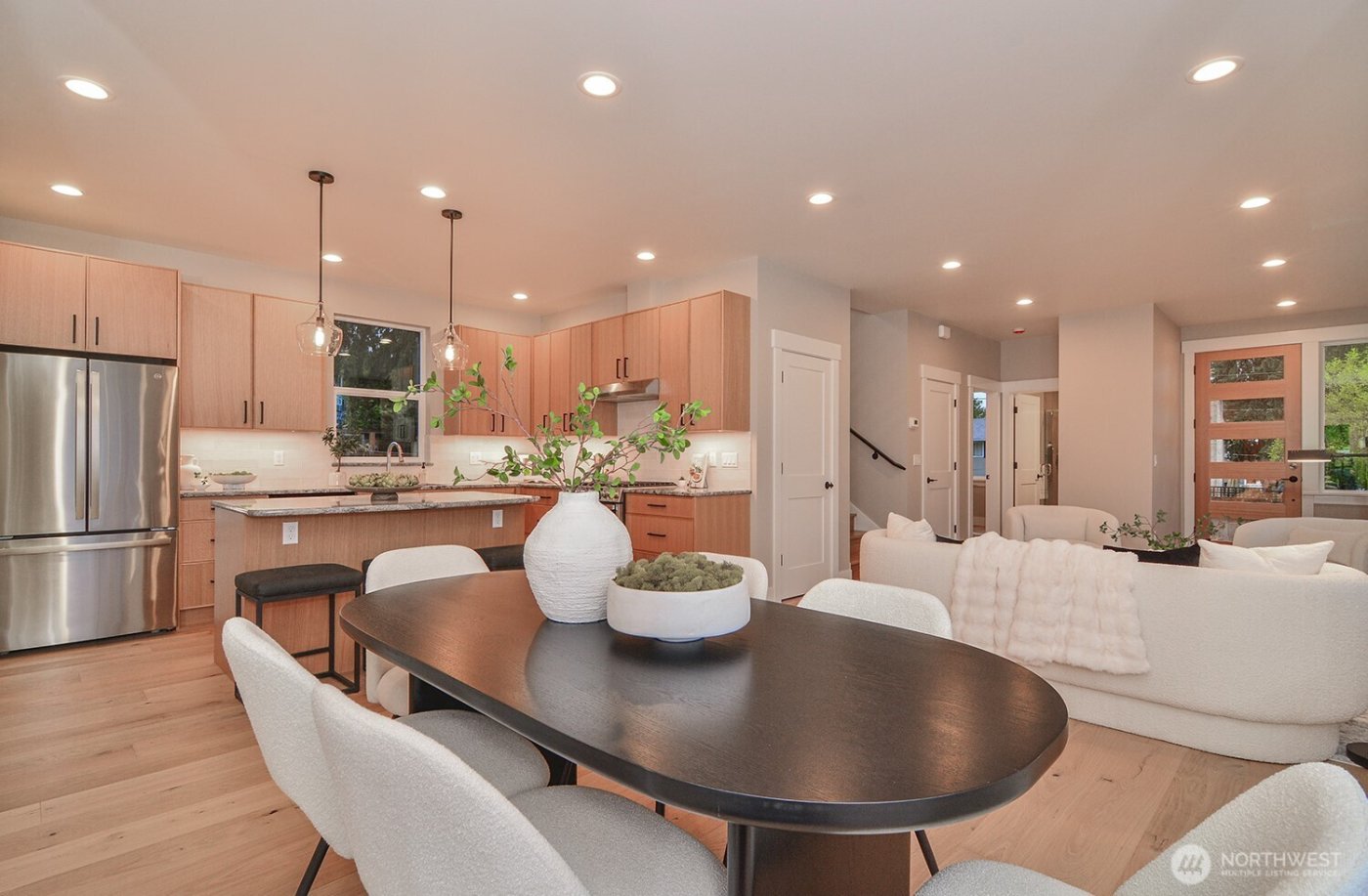 10202 44th Avenue SW, Seattle, WA 98146