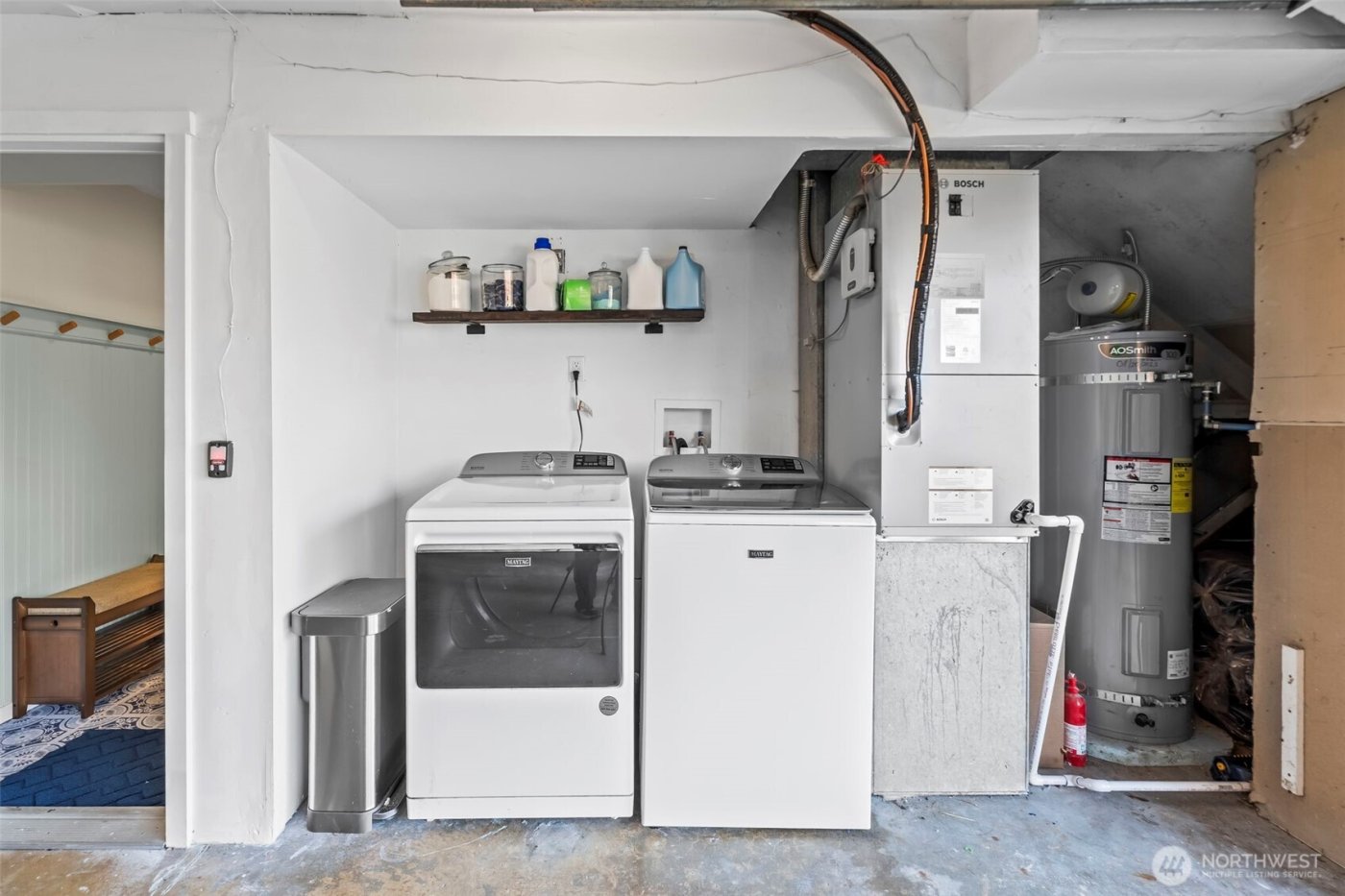 405 Falcon Court NE, Bremerton, WA 98311