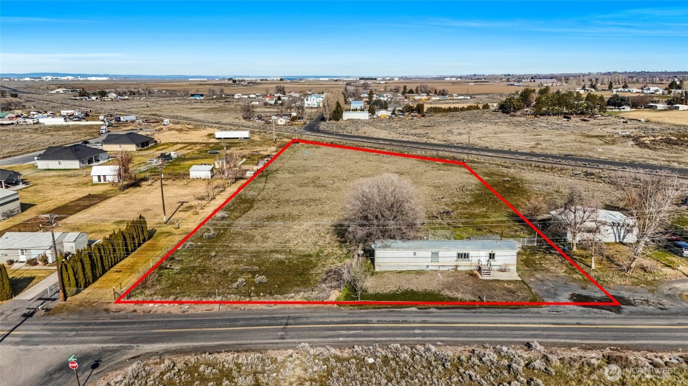 9524 Maple Drive NE, Moses Lake, WA 98837