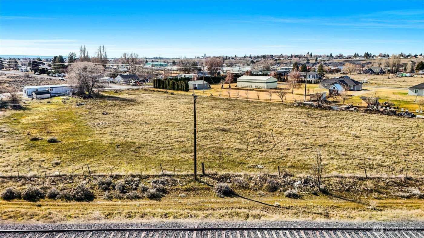9524 Maple Drive NE, Moses Lake, WA 98837
