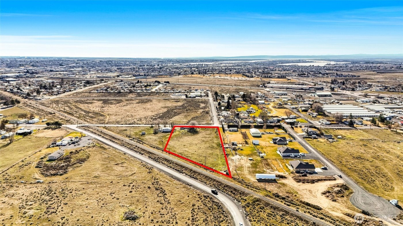 9524 Maple Drive NE, Moses Lake, WA 98837