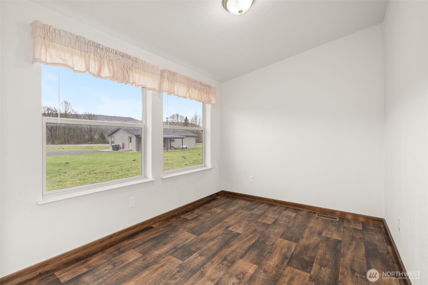 210 Mossyrock Rd W , Mossyrock, WA 98564