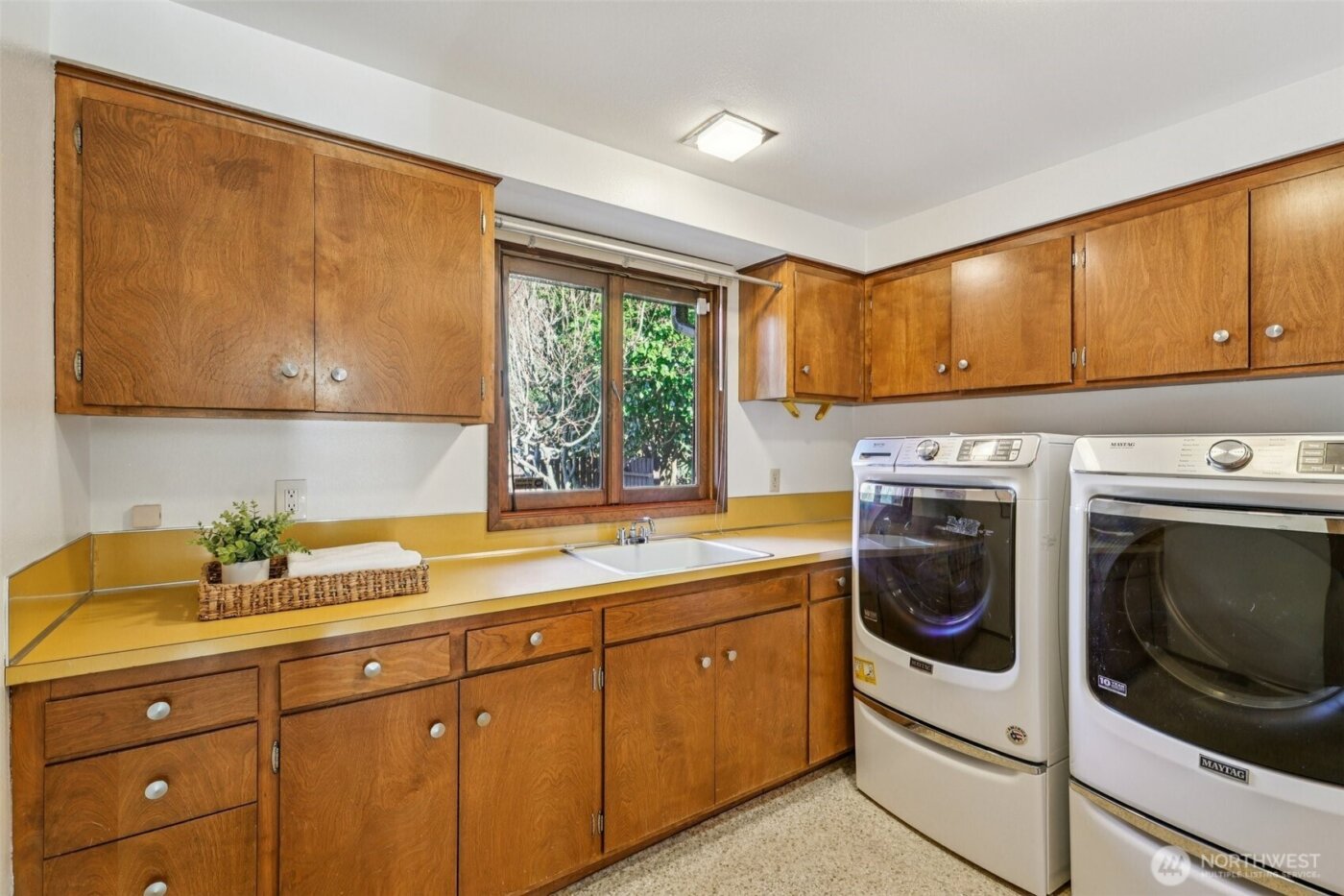 5712 Parkside Drive , Marysville, WA 98270