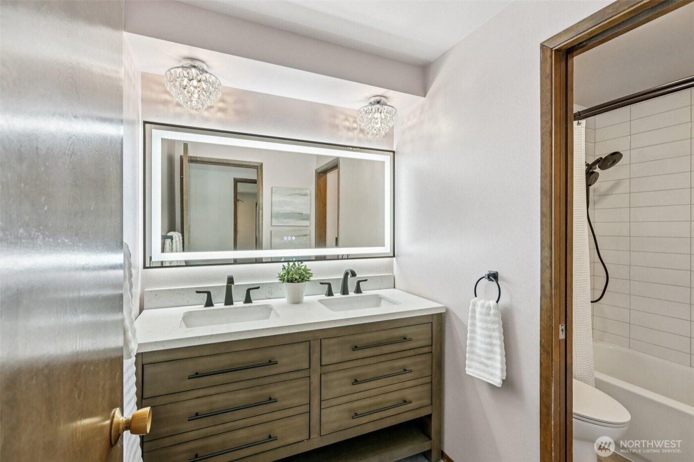 5712 Parkside Drive , Marysville, WA 98270