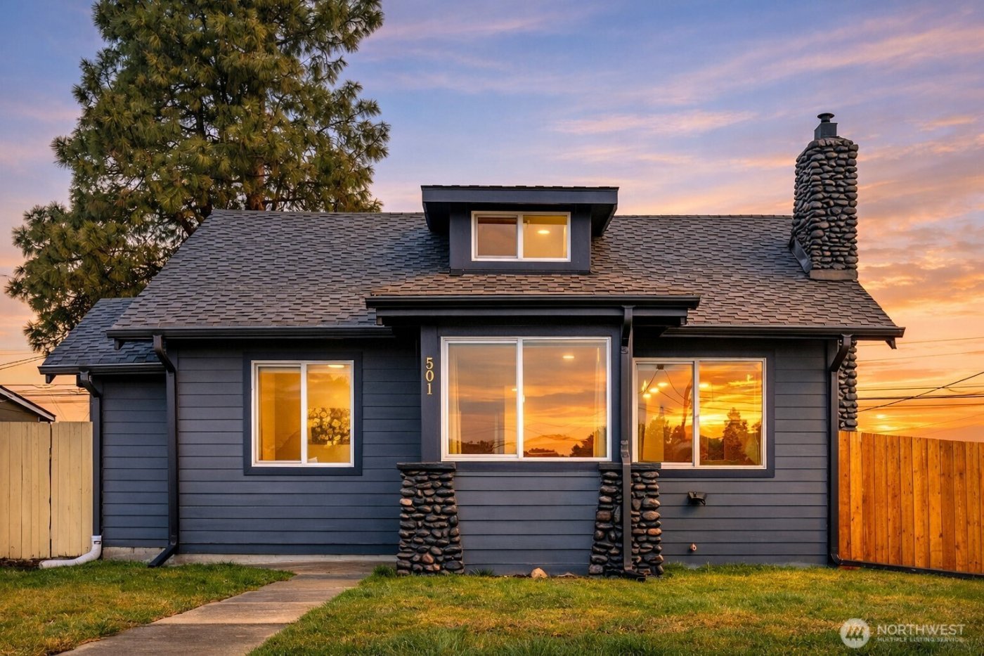 501 S 52nd Street , Tacoma, WA 98408