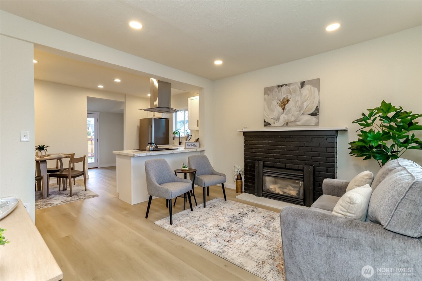 501 S 52nd Street , Tacoma, WA 98408