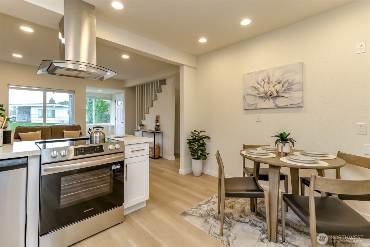 501 S 52nd Street , Tacoma, WA 98408