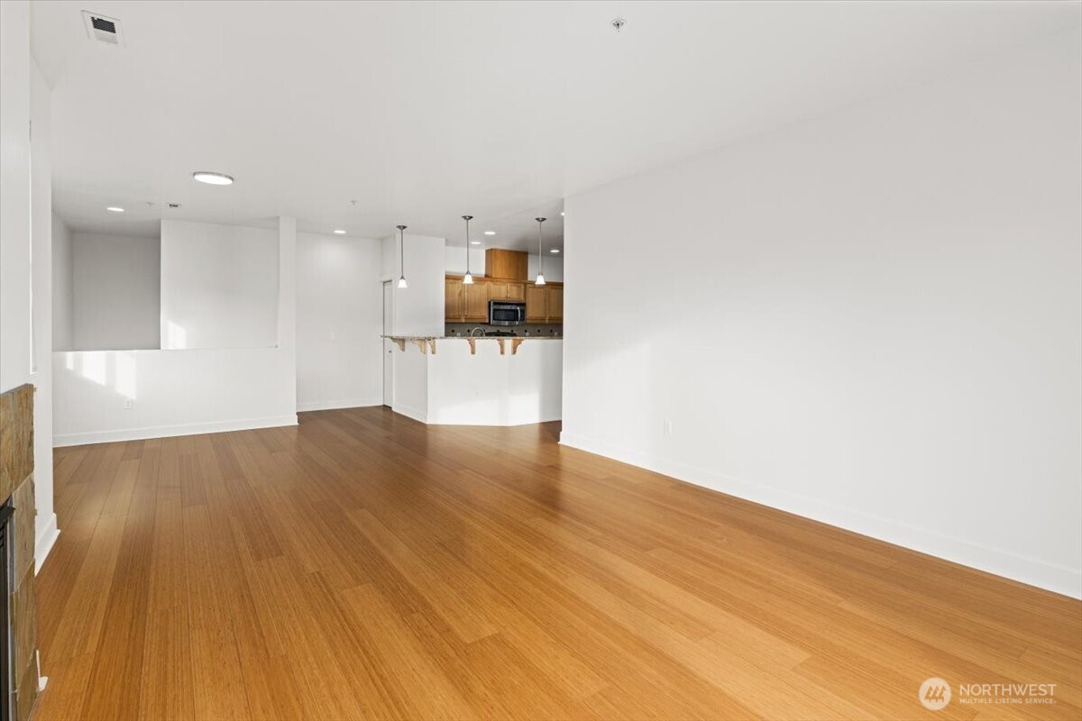 19102 20th Drive SE #B206, Bothell, WA 98012