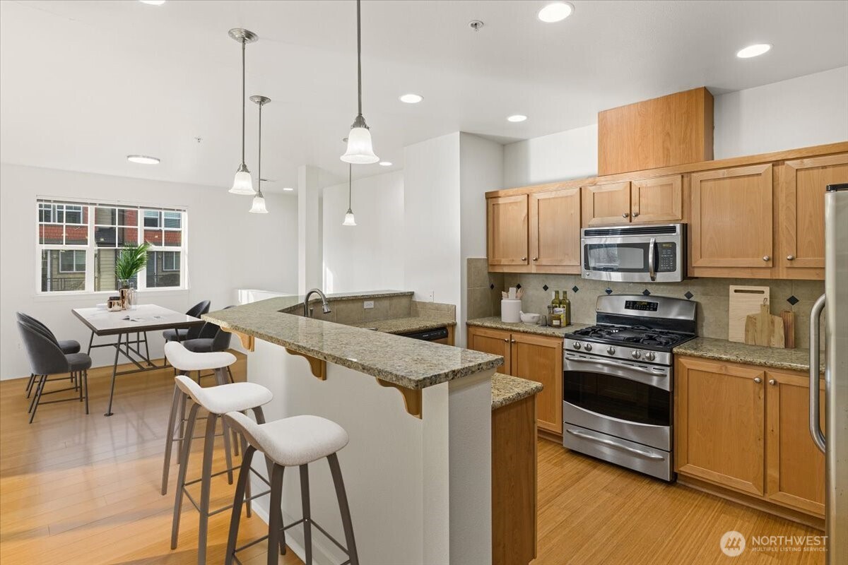 19102 20th Drive SE #B206, Bothell, WA 98012