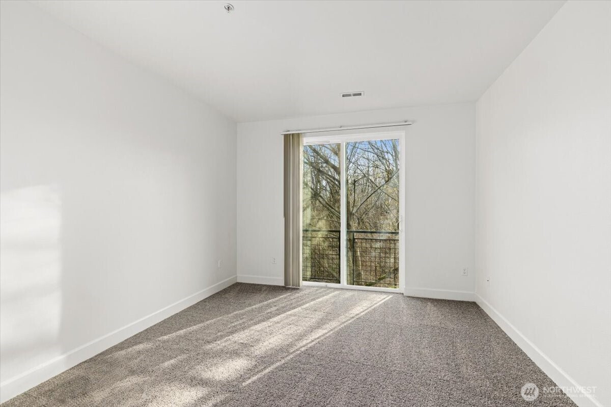 19102 20th Drive SE #B206, Bothell, WA 98012