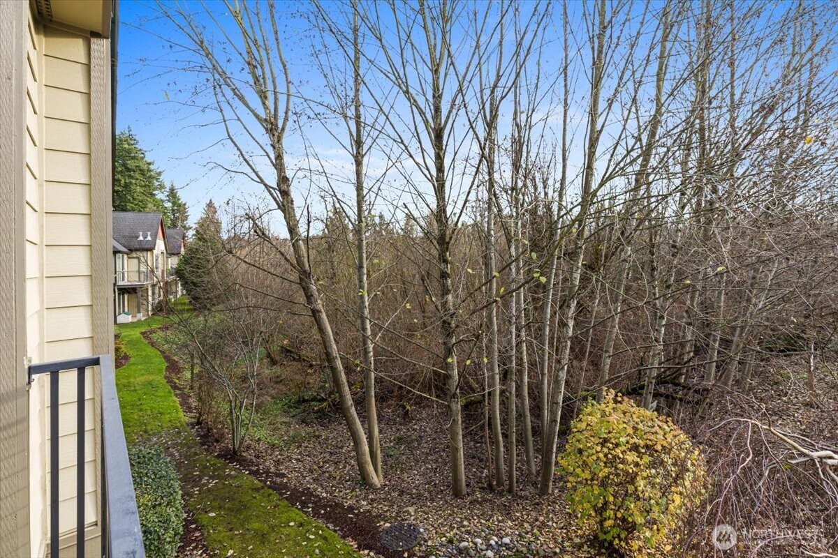 19102 20th Drive SE #B206, Bothell, WA 98012