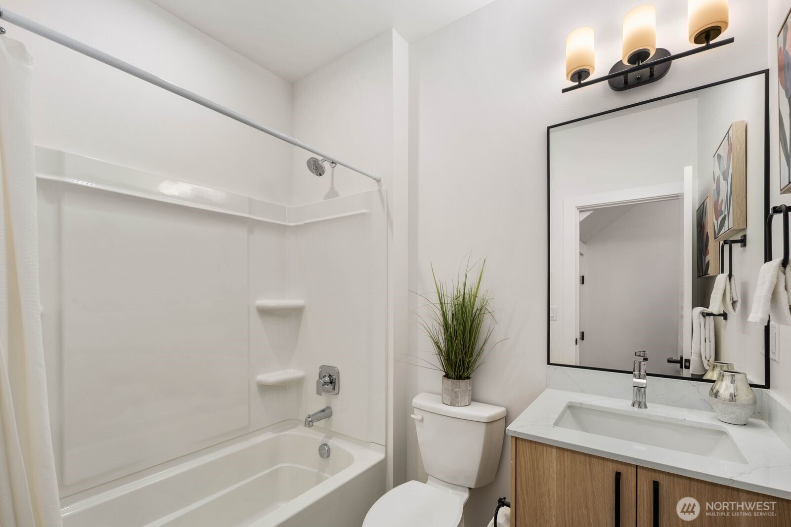 546 S Cloverdale Street #A, Seattle, WA 98108