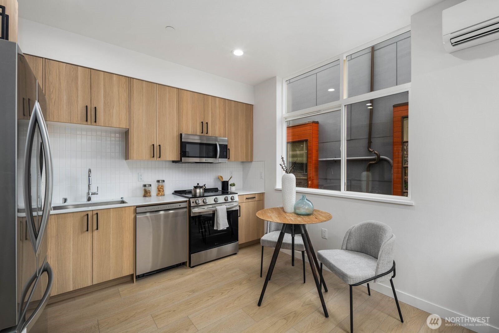 546 S Cloverdale Street #A, Seattle, WA 98108