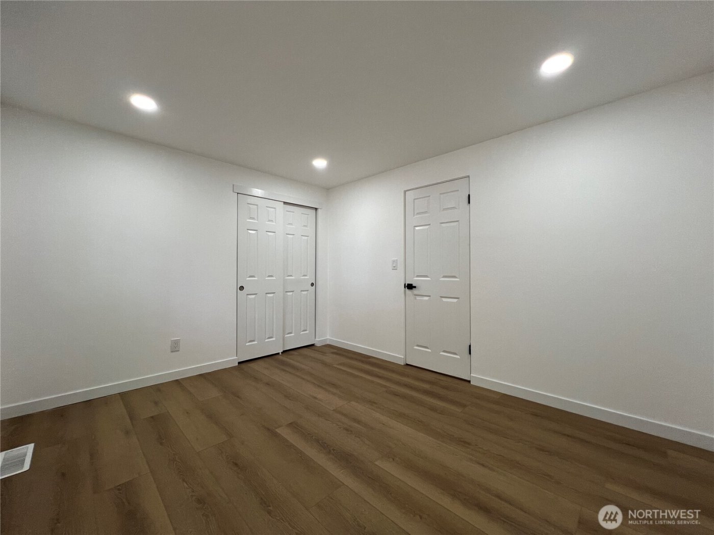 6716 Mt Tacoma Drive SW, Lakewood, WA 98499