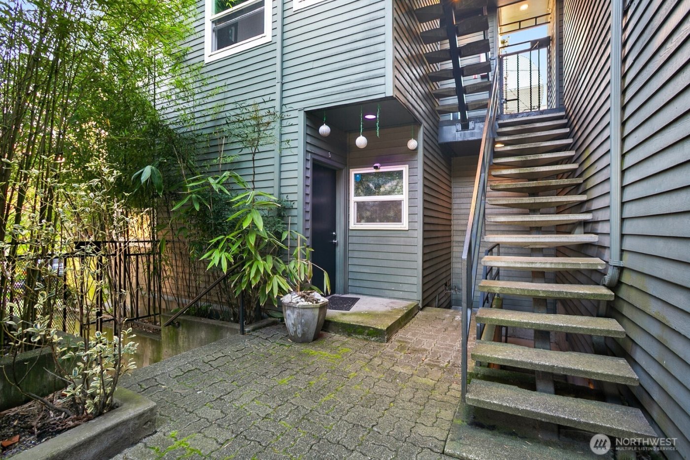 1501 E Spring Street #8, Seattle, WA 98122