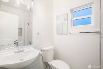 1501 E Spring Street #8, Seattle, WA 98122 - Photo 10