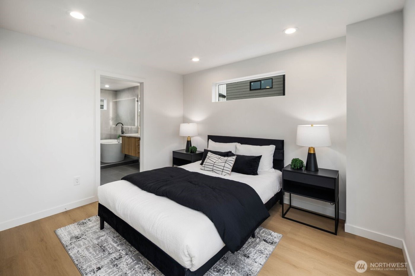 937 N 87th Street #A, Seattle, WA 98103