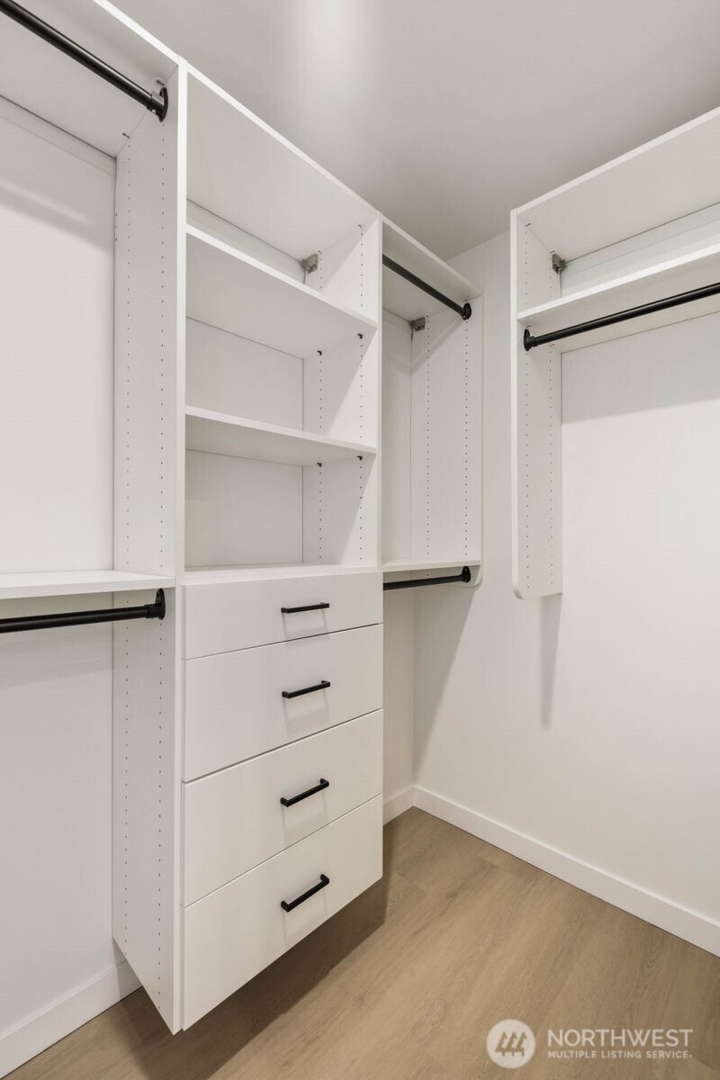 937 N 87th Street #A, Seattle, WA 98103