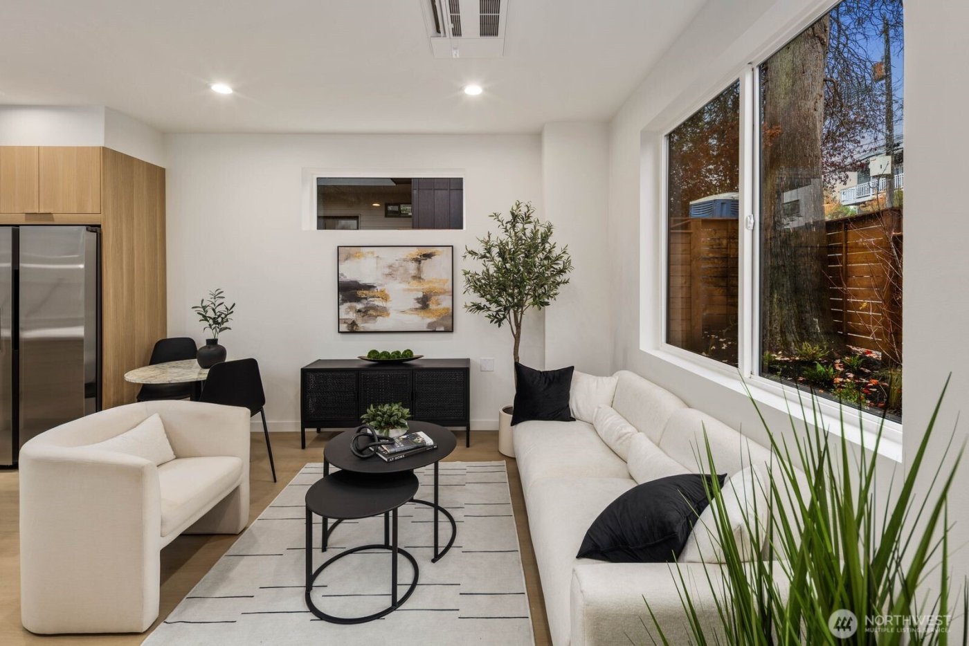 937 N 87th Street #A, Seattle, WA 98103