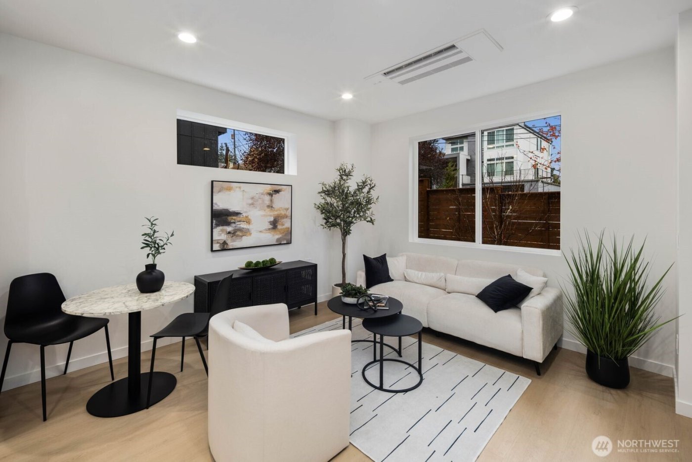 937 N 87th Street #A, Seattle, WA 98103