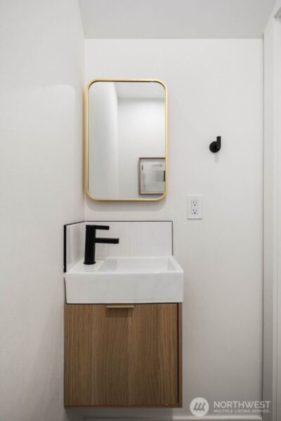 937 N 87th Street #A, Seattle, WA 98103 - Photo 10