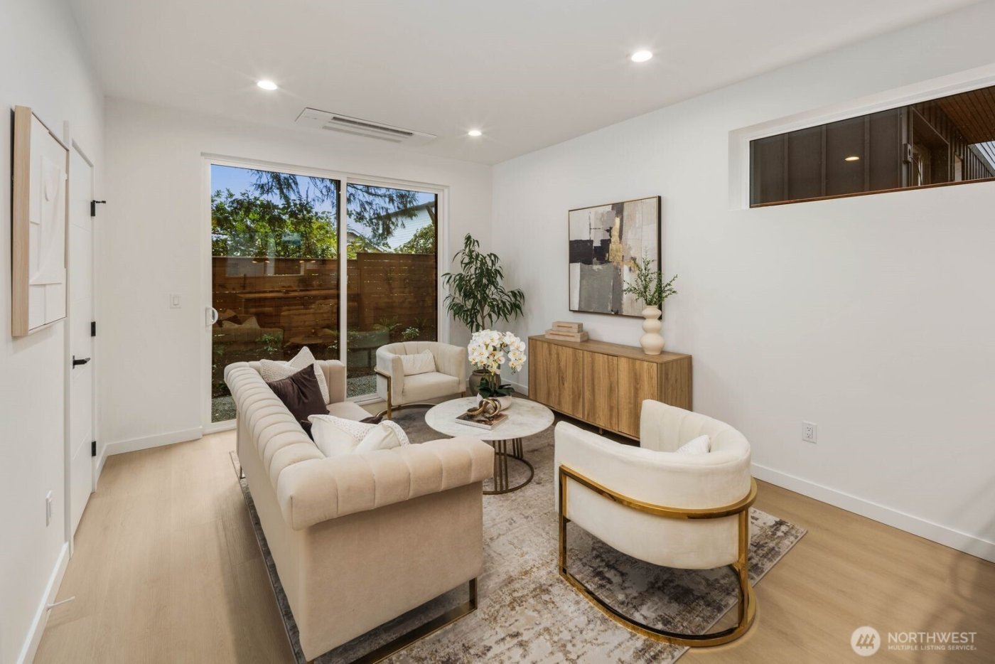 939 N 87th Street #A, Seattle, WA 98103