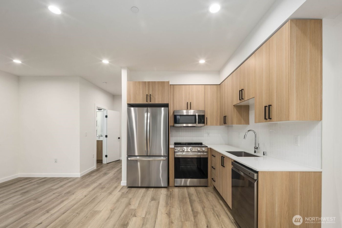 548 S Cloverdale Street #C, Seattle, WA 98108