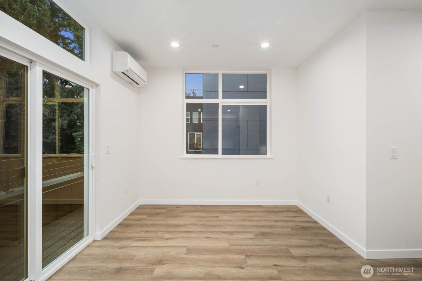 548 S Cloverdale Street #C, Seattle, WA 98108