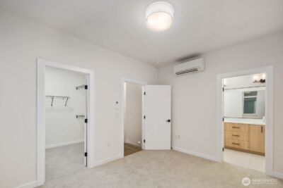 548 S Cloverdale Street #D, Seattle, WA 98108 - Photo 24