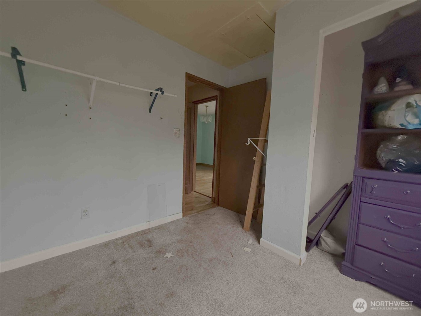 425 Sunnyhill Road W, Bremerton, WA 98312