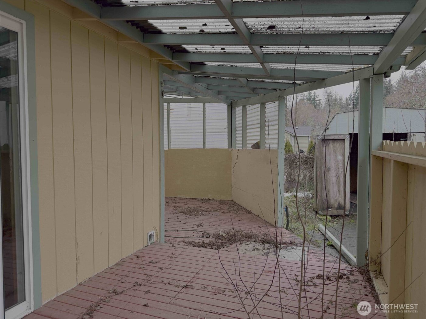 425 Sunnyhill Road W, Bremerton, WA 98312