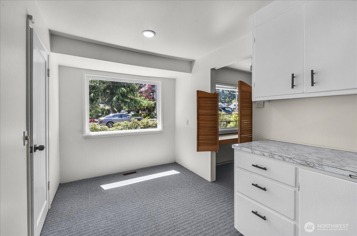 7523 220th Street SW, Edmonds, WA 98026