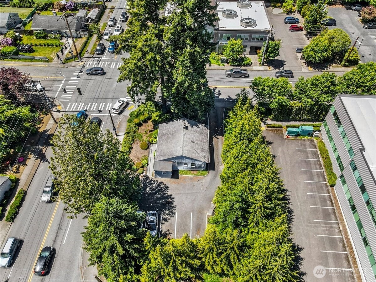 7523 220th Street SW, Edmonds, WA 98026