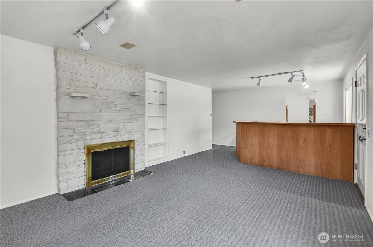 7523 220th Street SW, Edmonds, WA 98026