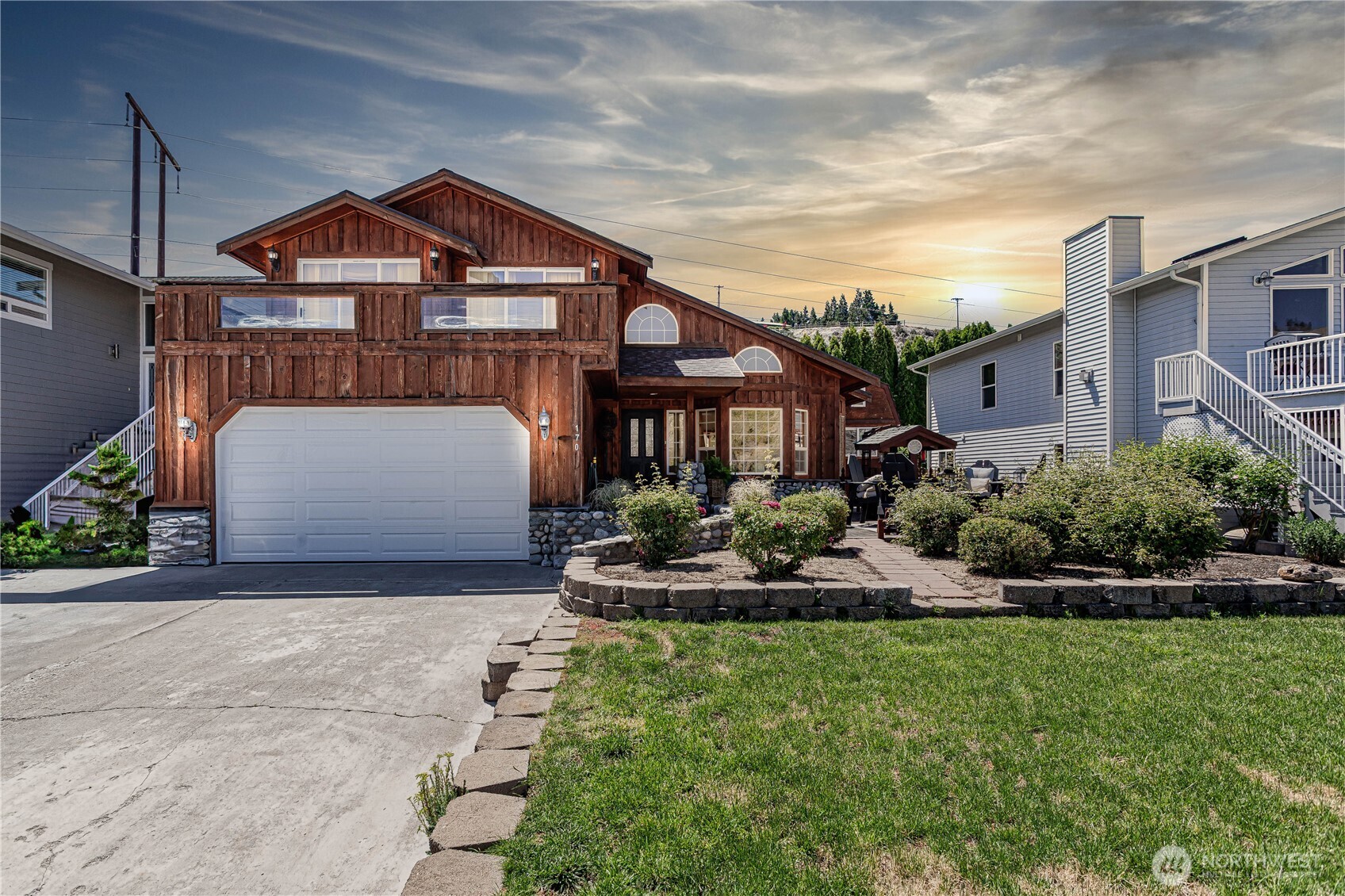 170 E Entiat Drive , Orondo, WA 98843